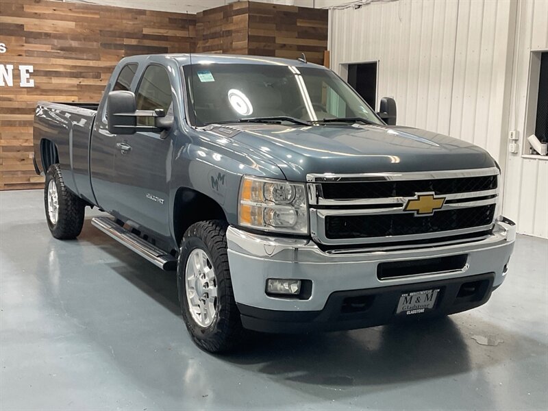 2012 Chevrolet Silverado 2500 Heavy Duty LTZ 4X4 / 6.6L DURAMAX DIESEL / Leather  / ZERO RUST / Long Bed / Heated Seats / BRAND NEW TIRES - Photo 2 - Gladstone, OR 97027