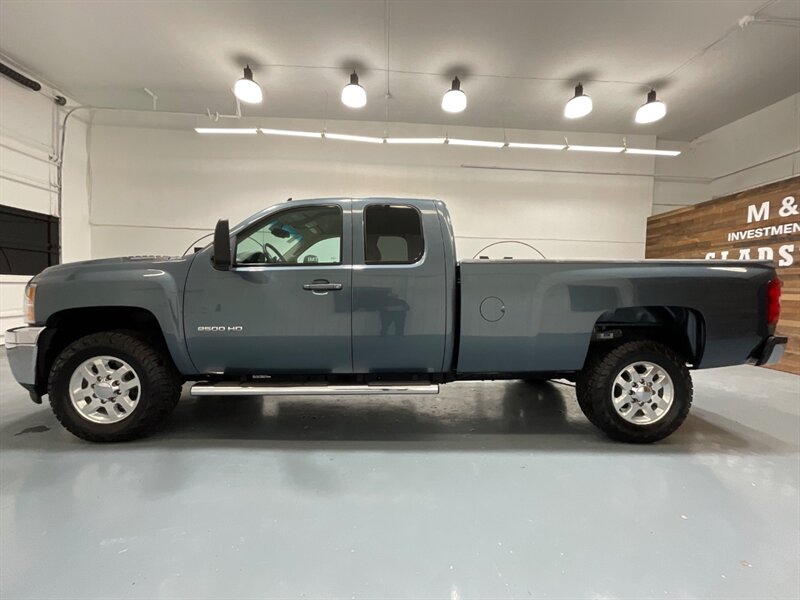 2012 Chevrolet Silverado 2500 Heavy Duty LTZ 4X4 / 6.6L DURAMAX DIESEL / Leather  / ZERO RUST / Long Bed / Heated Seats / BRAND NEW TIRES - Photo 3 - Gladstone, OR 97027