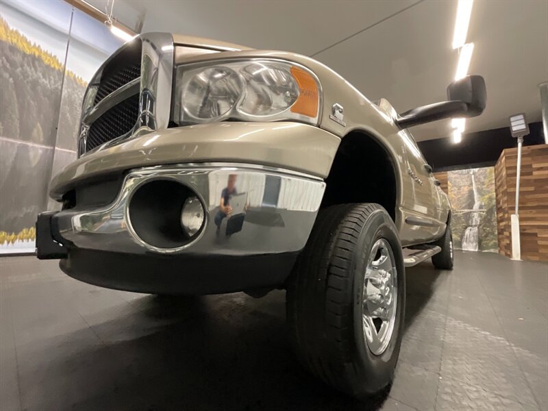 2004 Dodge Ram 2500 SLT 4X4 / 5.9L CUMMINS DIESEL / 5-SPEED MANUAL   - Photo 9 - Gladstone, OR 97027