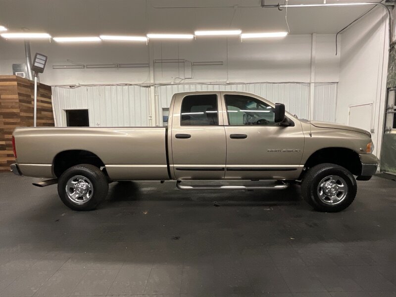 2004 Dodge Ram 2500 SLT 4X4 / 5.9L CUMMINS DIESEL / 5-SPEED MANUAL   - Photo 4 - Gladstone, OR 97027