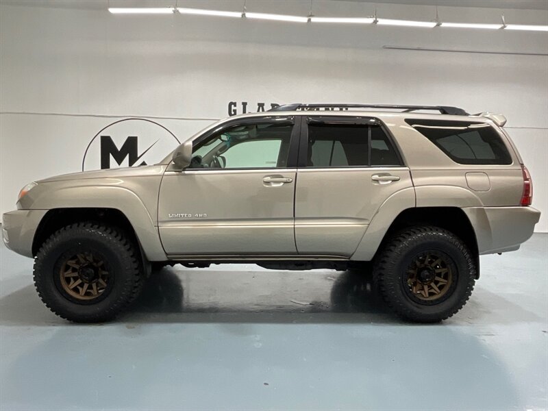 2005 Toyota 4Runner Limited 4X4 / V6 / LIFTED w. NEW WHEELS & TIRES  / Leather Heated Seats / Sunroof / Differential Locks - Photo 3 - Gladstone, OR 97027