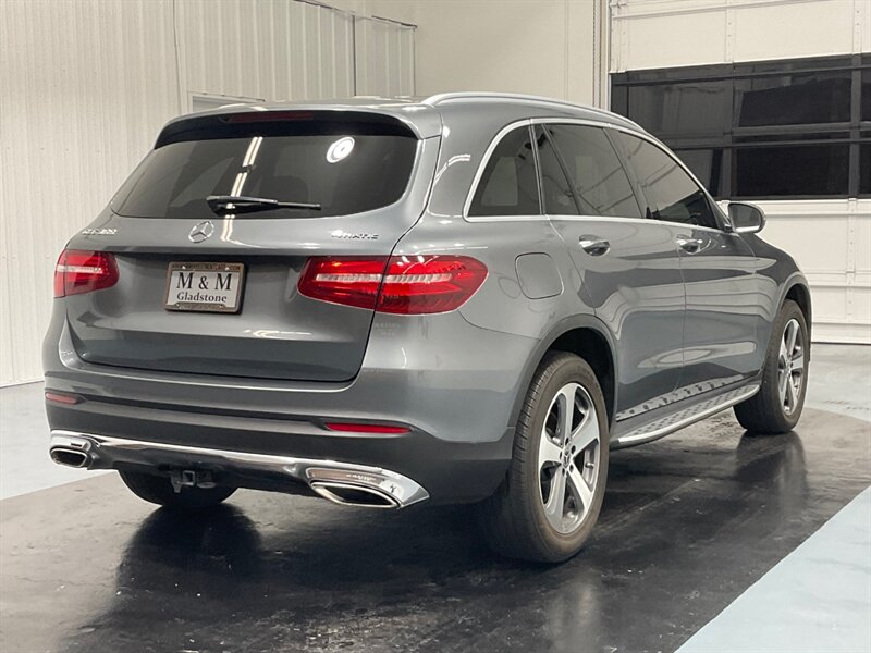 2018 Mercedes-Benz GLC GLC 300 4MATIC  / LOCAL / Excel Cond - Photo 8 - Gladstone, OR 97027