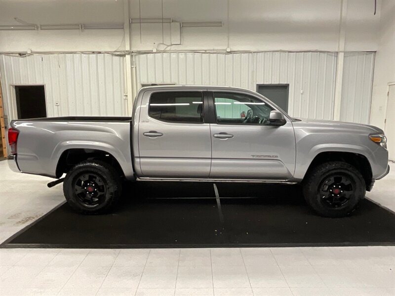 2019 Toyota Tacoma SR5 Double Cab 2WD / 2.7L 4Cyl / 1-OWNER/ 38K MILE  / Backup Camera / BRAND NEW TIRES / Excel Cond - Photo 4 - Gladstone, OR 97027