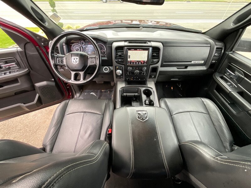 2018 RAM 1500 Rebel Crew Cab 4X4 / 5.7L V8 Hemi / Leather Heated  /LIFTED w. BRAND NEW WHEELS & TIRES / Navigation / ONLY 48,000 MILES - Photo 16 - Gladstone, OR 97027