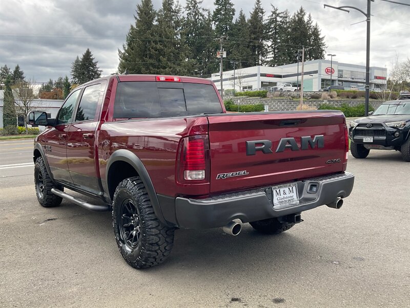 2018 RAM 1500 Rebel Crew Cab 4X4 / 5.7L V8 Hemi / Leather Heated  /LIFTED w. BRAND NEW WHEELS & TIRES / Navigation / ONLY 48,000 MILES - Photo 28 - Gladstone, OR 97027