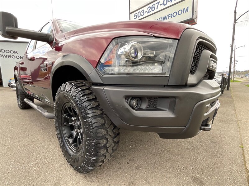 2018 RAM 1500 Rebel Crew Cab 4X4 / 5.7L V8 Hemi / Leather Heated  /LIFTED w. BRAND NEW WHEELS & TIRES / Navigation / ONLY 48,000 MILES - Photo 9 - Gladstone, OR 97027