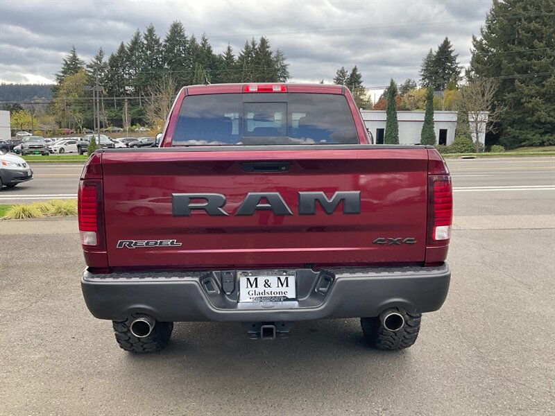 2018 RAM 1500 Rebel Crew Cab 4X4 / 5.7L V8 Hemi / Leather Heated  /LIFTED w. BRAND NEW WHEELS & TIRES / Navigation / ONLY 48,000 MILES - Photo 8 - Gladstone, OR 97027