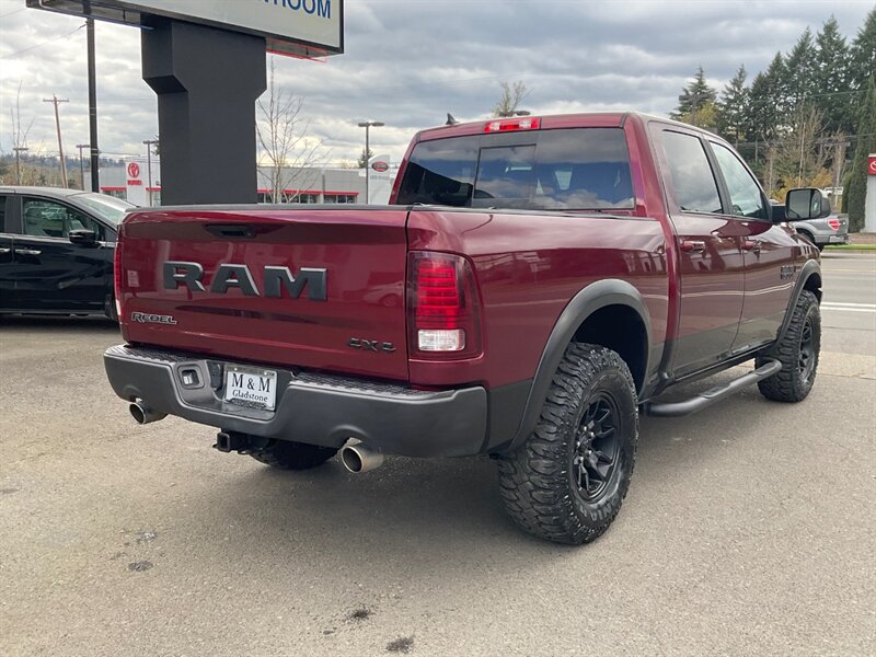 2018 RAM 1500 Rebel Crew Cab 4X4 / 5.7L V8 Hemi / Leather Heated  /LIFTED w. BRAND NEW WHEELS & TIRES / Navigation / ONLY 48,000 MILES - Photo 29 - Gladstone, OR 97027