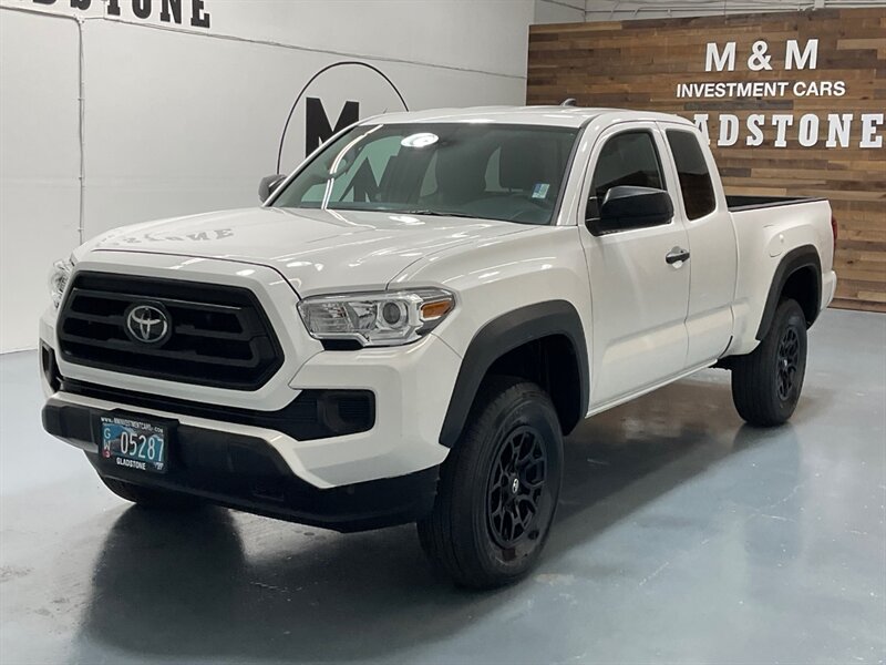 2021 Toyota Tacoma SR V6 / 4X4 / LONG BED / ONE OWNER / LIKE NEW  / LOCAL NO RUST / 8K MILES ONLY - Photo 1 - Gladstone, OR 97027