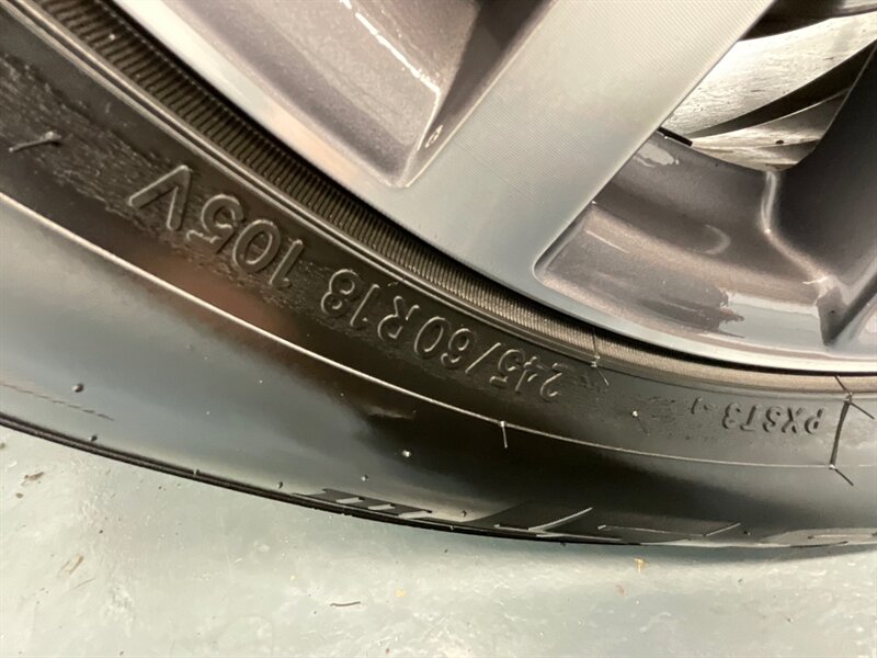 2017 Toyota Highlander XLE Hybrid AWD / 3rd Row Seat / 1-OWNER  / Leather Heated Seats / Sunroof - Photo 56 - Gladstone, OR 97027