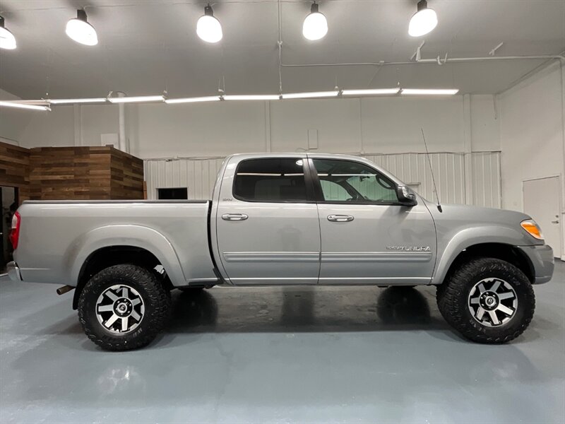 2006 Toyota Tundra SR5 Double Cab 4X4 / 4.7L V8 / 1-OWNER / ZERO RUST  / FRESH TIMING BELT SERVICE DONE / BRAND NEW TIRES / LOCAL OREGON TRUCK - Photo 4 - Gladstone, OR 97027