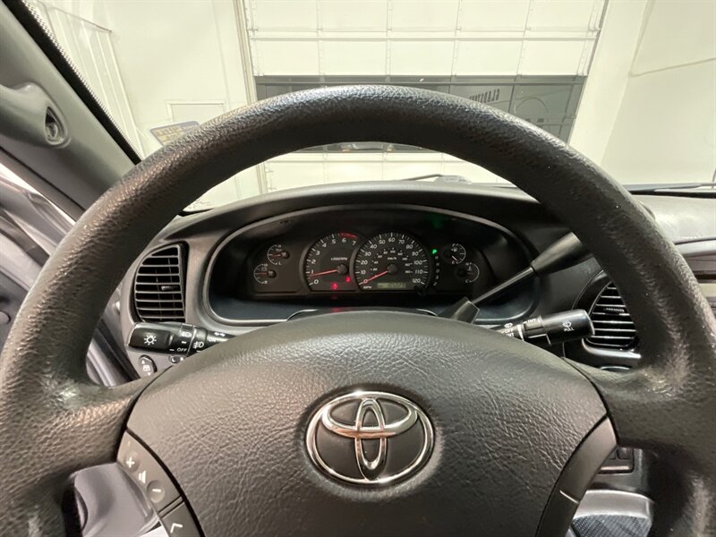 2006 Toyota Tundra SR5 Double Cab 4X4 / 4.7L V8 / 1-OWNER / ZERO RUST  / FRESH TIMING BELT SERVICE DONE / BRAND NEW TIRES / LOCAL OREGON TRUCK - Photo 39 - Gladstone, OR 97027