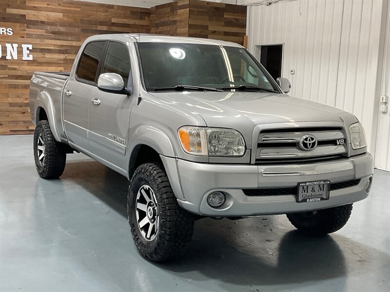 2006 Toyota Tundra SR5 Double Cab 4X4 / 4.7L V8 / 1-OWNER / ZERO RUST  / FRESH TIMING BELT SERVICE DONE / BRAND NEW TIRES / LOCAL OREGON TRUCK - Photo 2 - Gladstone, OR 97027