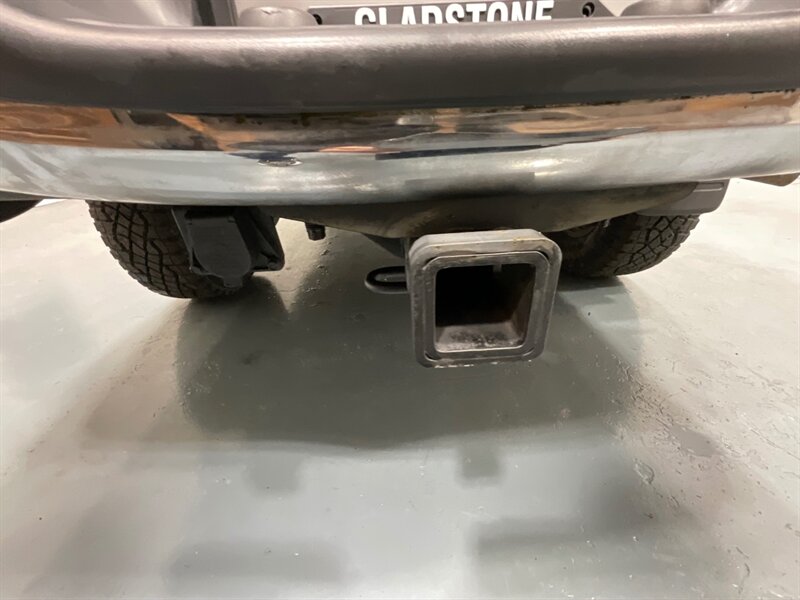 2006 Toyota Tundra SR5 Double Cab 4X4 / 4.7L V8 / 1-OWNER / ZERO RUST  / FRESH TIMING BELT SERVICE DONE / BRAND NEW TIRES / LOCAL OREGON TRUCK - Photo 22 - Gladstone, OR 97027