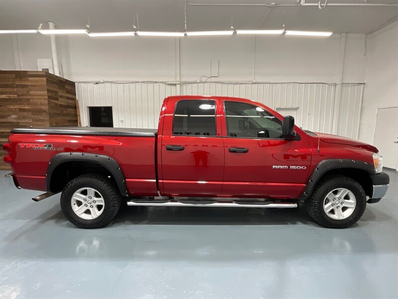 2007 Dodge Ram 1500 SLT 4X4 / 5.7L V8 HEMI / Quad Cab / ZEOR RUST   - Photo 4 - Gladstone, OR 97027