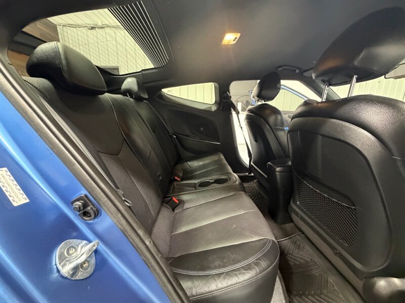 2016 Hyundai Veloster Turbo R-Spec 1.6L / 6 SPEED / NEW TIRES / WRAPPED / ONLY 47K MILES / RUST FREE - Photo 13 - Gladstone, OR 97027
