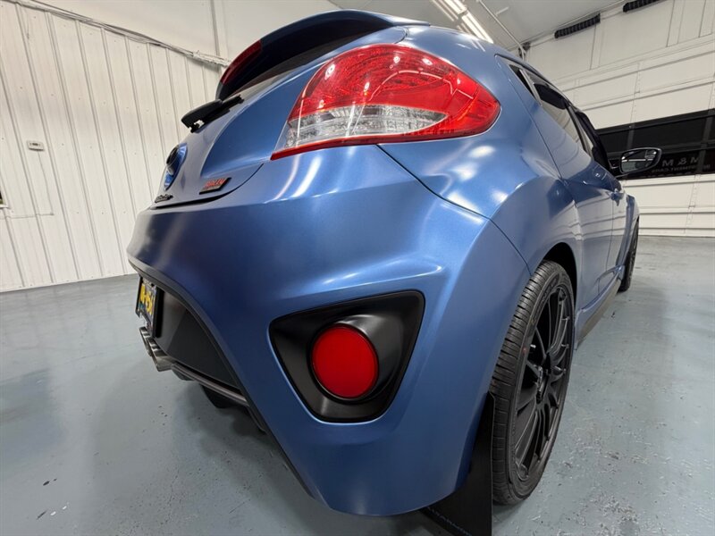 2016 Hyundai Veloster Turbo R-Spec 1.6L / 6 SPEED / NEW TIRES / WRAPPED / ONLY 47K MILES / RUST FREE - Photo 48 - Gladstone, OR 97027