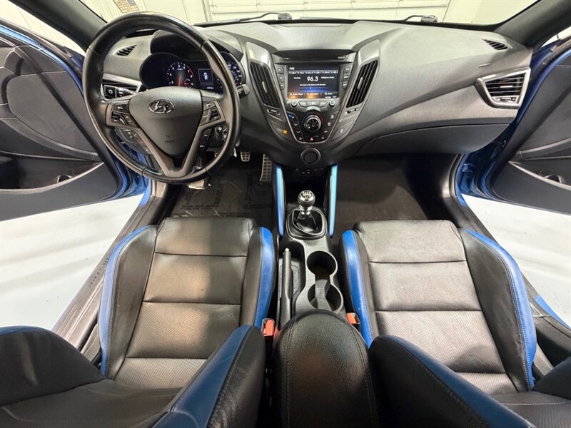 2016 Hyundai Veloster Turbo R-Spec 1.6L / 6 SPEED / NEW TIRES / WRAPPED / ONLY 47K MILES / RUST FREE - Photo 18 - Gladstone, OR 97027