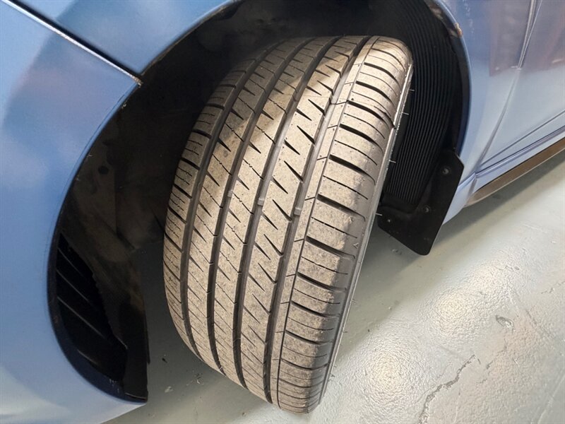 2016 Hyundai Veloster Turbo R-Spec 1.6L / 6 SPEED / NEW TIRES / WRAPPED / ONLY 47K MILES / RUST FREE - Photo 24 - Gladstone, OR 97027