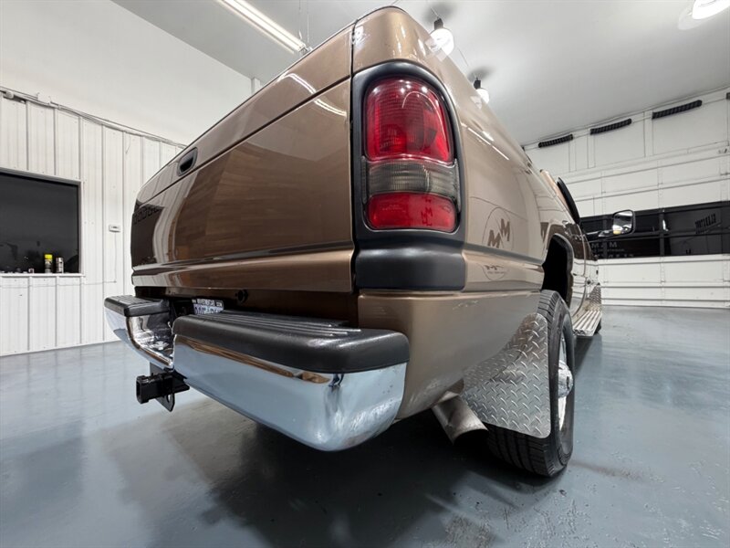 2001 Dodge Ram 2500 Laramie 6-SPEED MANUAL/5.9L CUMMINS DIESEL/LEATHER /LONG BED / LOCAL TRUCK w. ZERO RUST - Photo 52 - Gladstone, OR 97027