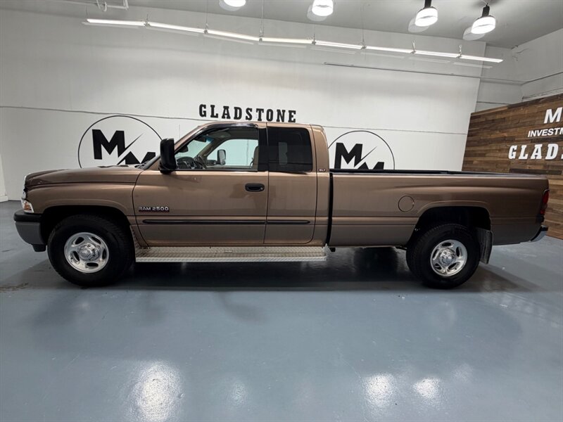 2001 Dodge Ram 2500 Laramie 6-SPEED MANUAL/5.9L CUMMINS DIESEL/LEATHER /LONG BED / LOCAL TRUCK w. ZERO RUST - Photo 3 - Gladstone, OR 97027