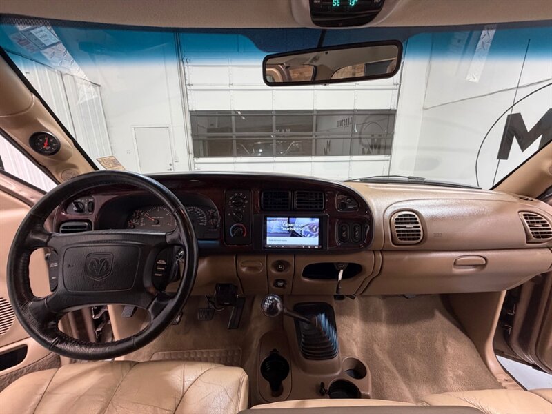 2001 Dodge Ram 2500 Laramie 6-SPEED MANUAL/5.9L CUMMINS DIESEL/LEATHER /LONG BED / LOCAL TRUCK w. ZERO RUST - Photo 19 - Gladstone, OR 97027