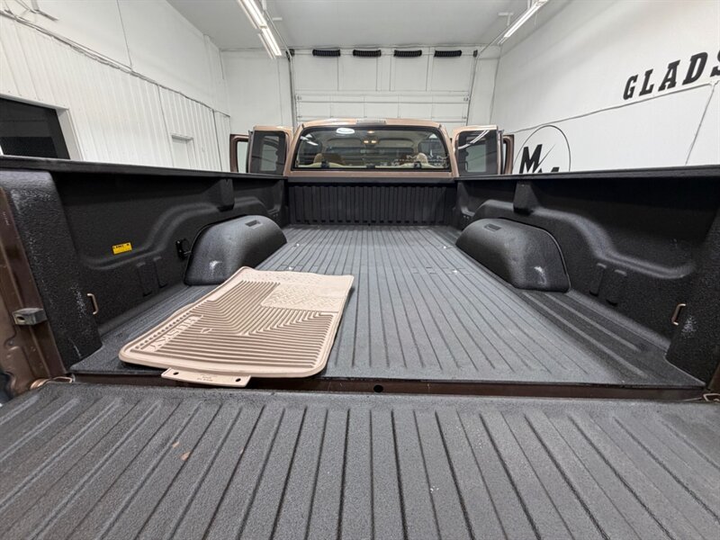 2001 Dodge Ram 2500 Laramie 6-SPEED MANUAL/5.9L CUMMINS DIESEL/LEATHER /LONG BED / LOCAL TRUCK w. ZERO RUST - Photo 11 - Gladstone, OR 97027