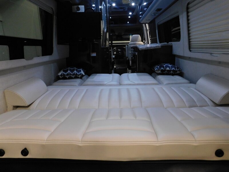 2015 Mercedes-Benz Sprinter 3500 Airstream Interstate Extended Grand 3500 Airstream Inter   - Photo 70 - Gladstone, OR 97027