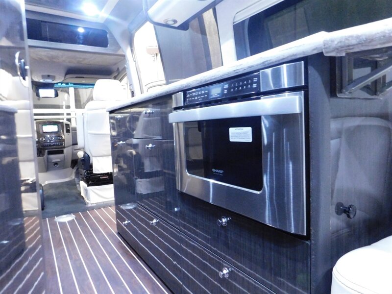 2015 Mercedes-Benz Sprinter 3500 Airstream Interstate Extended Grand 3500 Airstream Inter   - Photo 20 - Gladstone, OR 97027