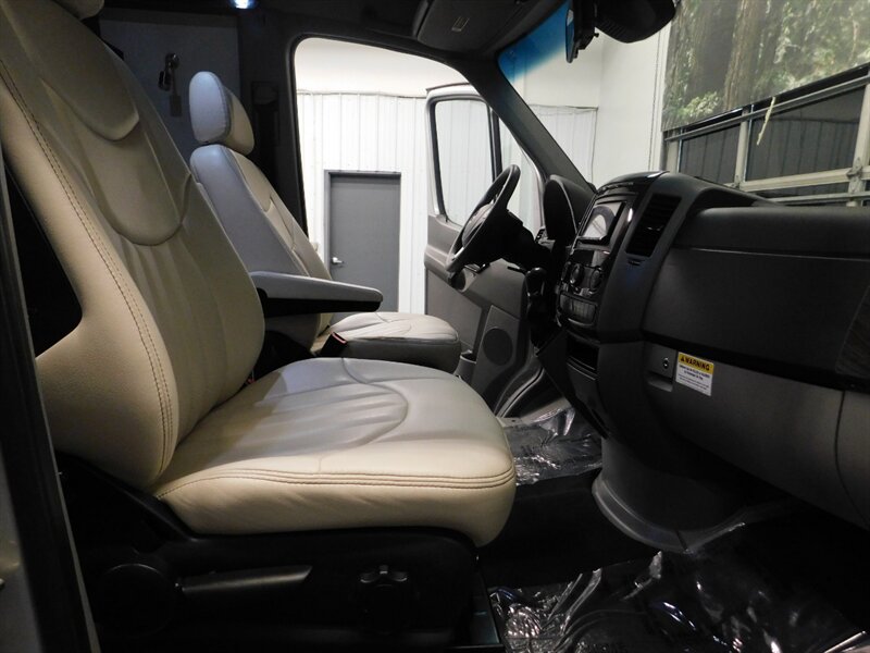 2015 Mercedes-Benz Sprinter 3500 Airstream Interstate Extended Grand 3500 Airstream Inter   - Photo 73 - Gladstone, OR 97027