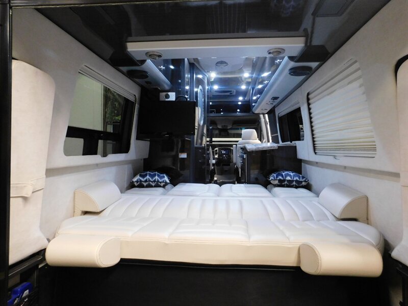 2015 Mercedes-Benz Sprinter 3500 Airstream Interstate Extended Grand 3500 Airstream Inter   - Photo 18 - Gladstone, OR 97027