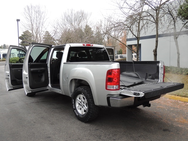 2010 GMC Sierra 1500 SLE/ Crew Cab / 4X4 / 2-inch Lift / 33 Mud Tires   - Photo 27 - Portland, OR 97217