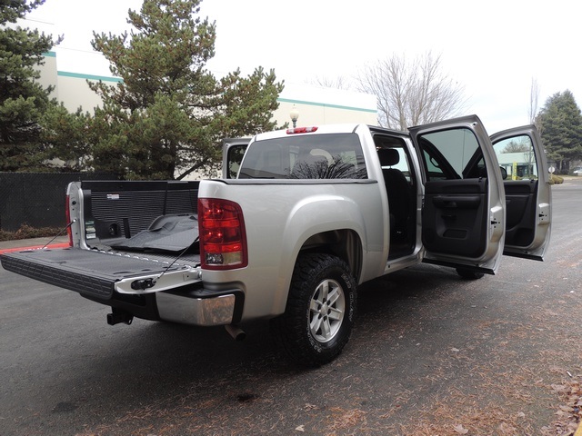 2010 GMC Sierra 1500 SLE/ Crew Cab / 4X4 / 2-inch Lift / 33 Mud Tires   - Photo 29 - Portland, OR 97217