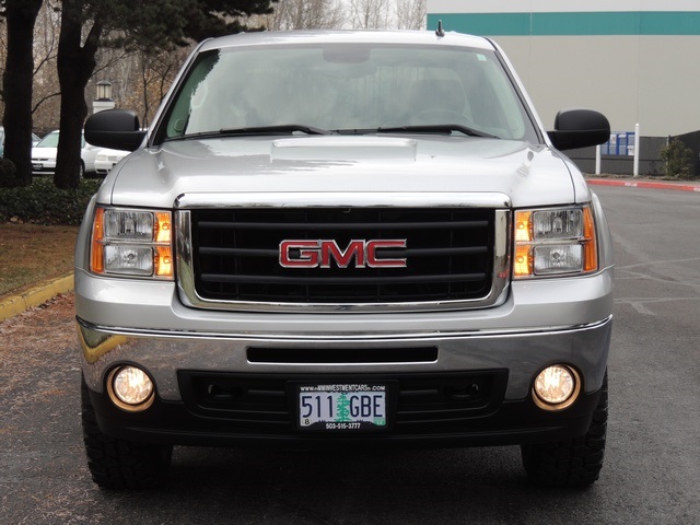 2010 GMC Sierra 1500 SLE/ Crew Cab / 4X4 / 2-inch Lift / 33 Mud Tires   - Photo 5 - Portland, OR 97217