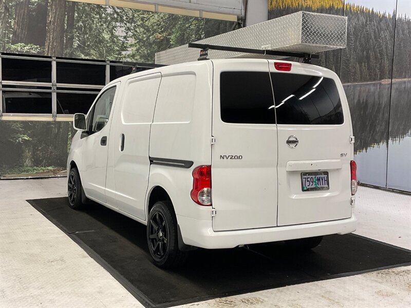 2014 Nissan NV 200 SV / Cargo Van / 2.0L 4Cyl / Technology Pkg  / Navigation & Backup Camera / ONLY 86,000 MILES - Photo 8 - Gladstone, OR 97027