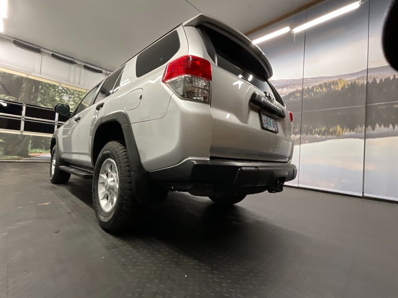 2011 Toyota 4Runner Trail Sport Utility 4X4 / CROWL CONTROL / SHARP   - Photo 8 - Gladstone, OR 97027