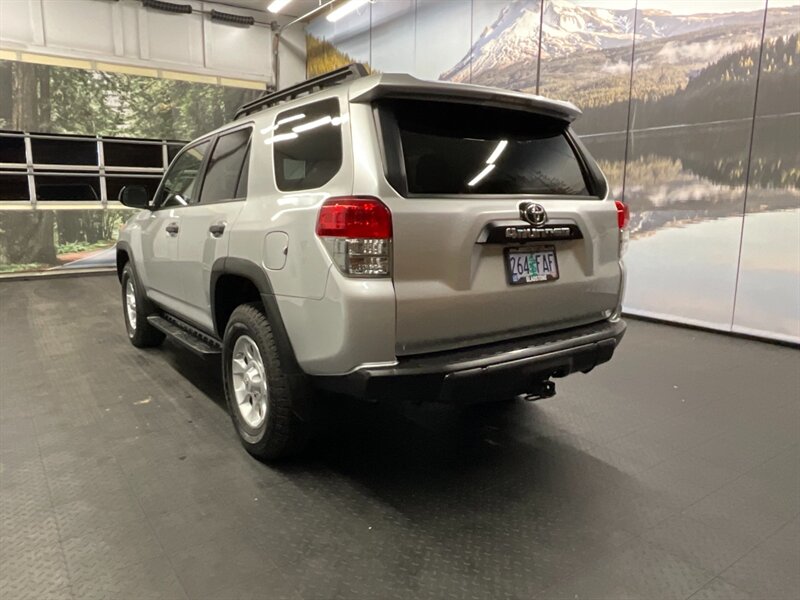 2011 Toyota 4Runner Trail Sport Utility 4X4 / CROWL CONTROL / SHARP   - Photo 7 - Gladstone, OR 97027