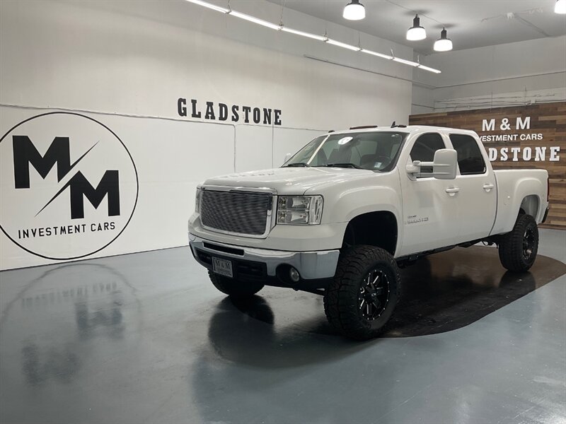 2007 GMC Sierra 3500 SLT Crew Cab 4X4 / 6.6L DIESEL / Leather / LIFTED  / NEW WHEELS & TIRES / RUST FREE / LOW MILES - Photo 5 - Gladstone, OR 97027