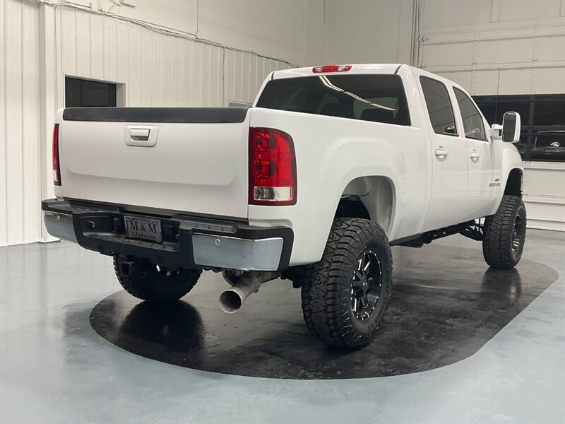 2007 GMC Sierra 3500 SLT Crew Cab 4X4 / 6.6L DIESEL / Leather / LIFTED  / NEW WHEELS & TIRES / RUST FREE / LOW MILES - Photo 8 - Gladstone, OR 97027