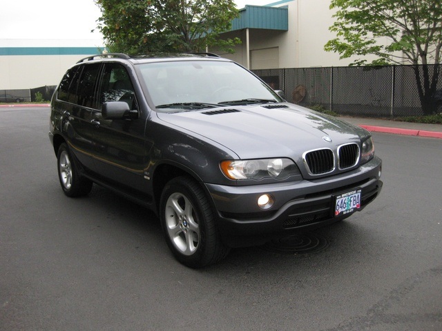 2003 BMW X5 3.0i All Wheel Drive / Premium Pkg/Loaded/Pristine   - Photo 8 - Portland, OR 97217