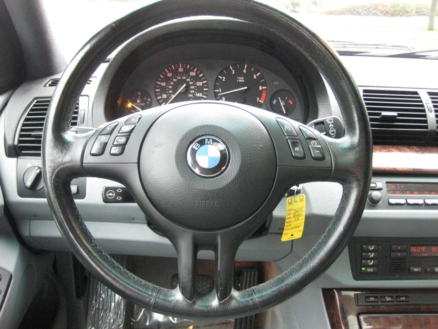 2003 BMW X5 3.0i All Wheel Drive / Premium Pkg/Loaded/Pristine   - Photo 31 - Portland, OR 97217