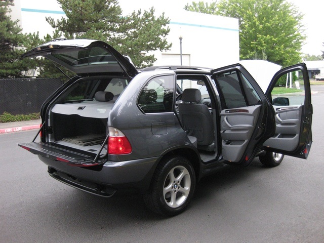 2003 BMW X5 3.0i All Wheel Drive / Premium Pkg/Loaded/Pristine   - Photo 13 - Portland, OR 97217