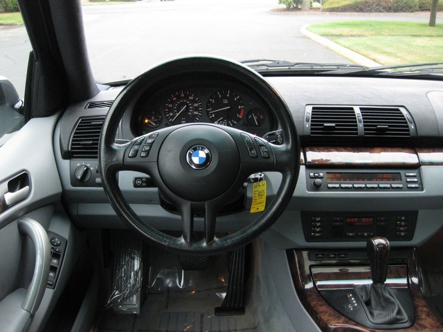 2003 BMW X5 3.0i All Wheel Drive / Premium Pkg/Loaded/Pristine   - Photo 30 - Portland, OR 97217