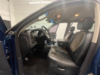 2003 Dodge Ram 2500 Laramie 4X4 / 5.9L DIESEL / Leather Heated Seats  / LOCAL TRUCK w. ZERO RUST / SHORT BED - Photo 12 - Gladstone, OR 97027