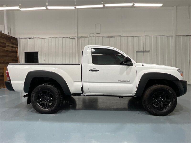 2008 Toyota Tacoma Regular Cab 4X4 / 2.7L 4Cyl / 5-SPEED MANUAL  / LOCAL TRUCK w. ZERO RUST - Photo 4 - Gladstone, OR 97027