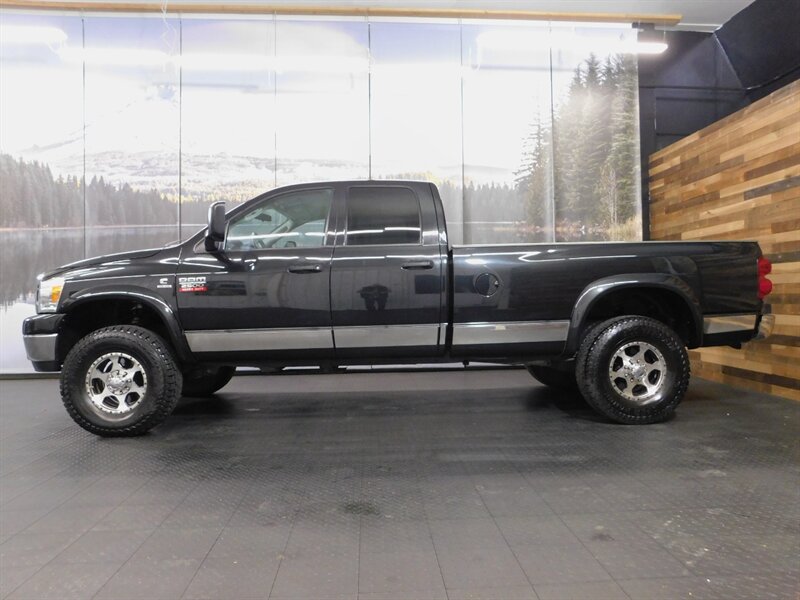 2009 Dodge Ram 2500 SLT Big Horn 4X4 / 6   - Photo 2 - Gladstone, OR 97027