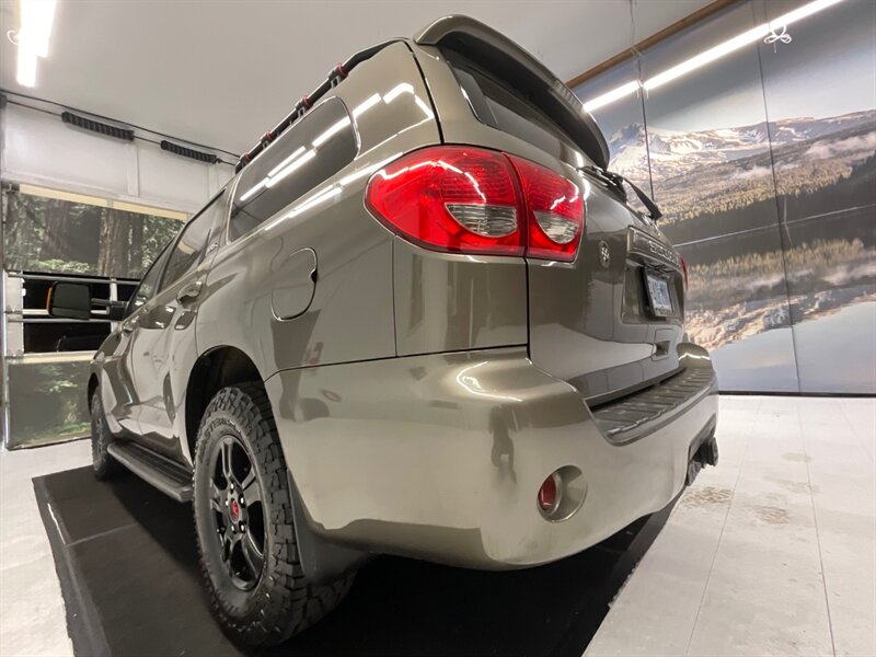 2011 Toyota Sequoia 4x4 SR5 Sport Utility / 3RD ROW / Leather Heated  /NEW WHEELS & TIRES/ Sunroof / SHARP & CLEAN !! - Photo 10 - Gladstone, OR 97027