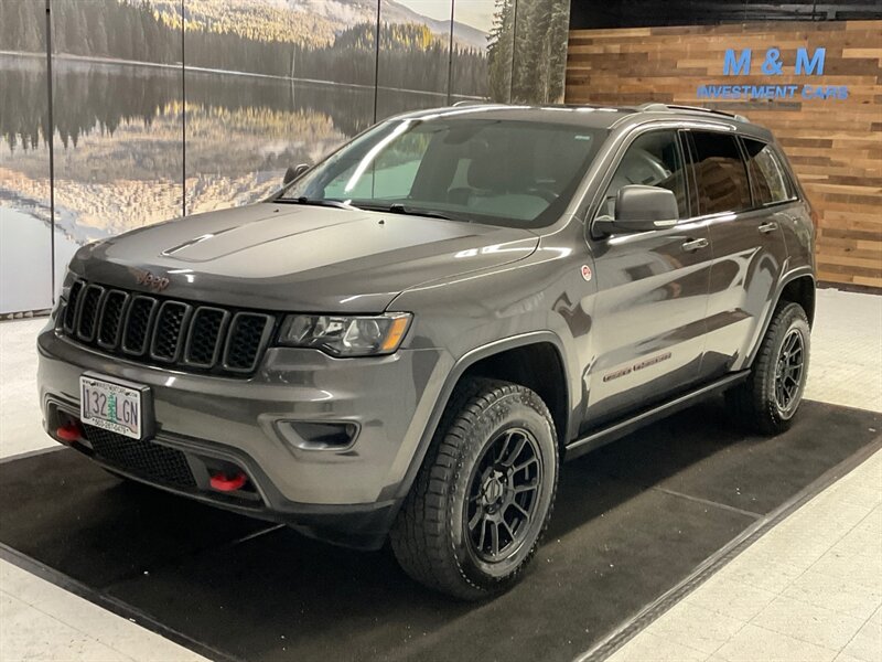 2018 Jeep Grand Cherokee 4x4 Trailhawk SUV / 3.0L TURBO DIESEL / LOCAL  / Heated & Cooled Seats / Sunroof / Towing Package / Navigation / 78,000 MILES - Photo 1 - Gladstone, OR 97027