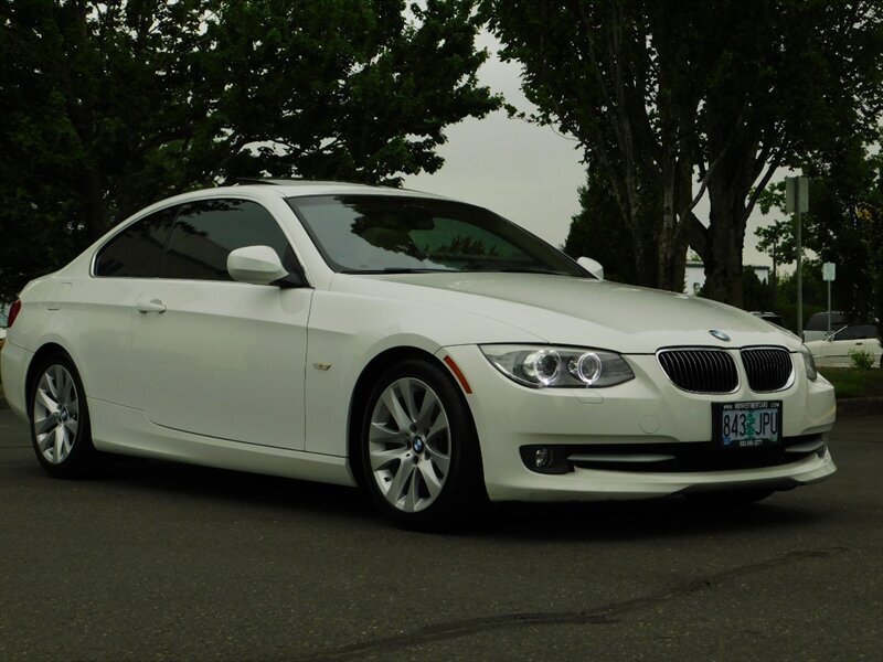 2013 BMW 328i Coupe 2Dr / Leather / Sunroof / LOW LOW MILES