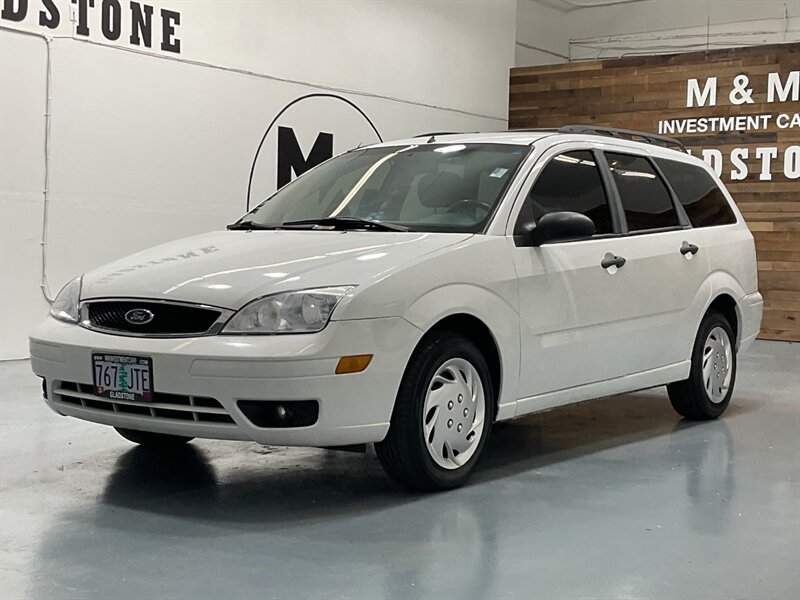 2007 Ford Focus ZXW SE Wagon / 2.0L 4Cyl / Automatic / LOCAL CAR   - Photo 43 - Gladstone, OR 97027